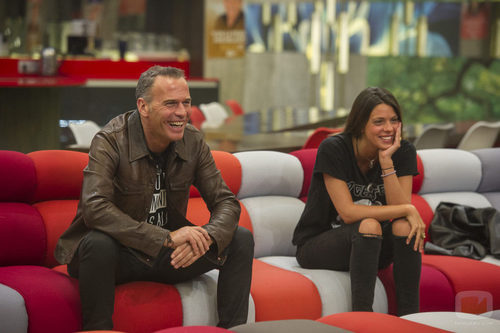 Carlos Lozano y Laura Matamoros sonrientes la gala 14 de 'Gran Hermano VIP'