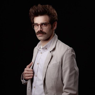 David Verdaguer es Romero en 'La embajada'