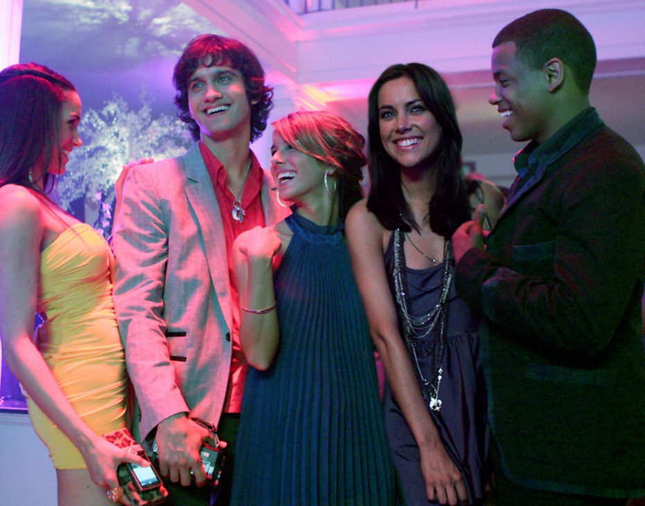 Michael Steger, Shenae Grimes, Jessica Stroup y Tristan Wilds en '90210'