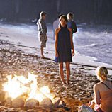Fuego y playa en el capítulo "Ya no estamos en Kansas" de la serie '90210'