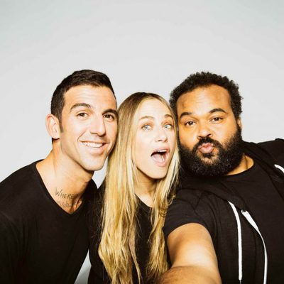 Carlos Jean, Josef Ajram y Martina Klein posan para TEN