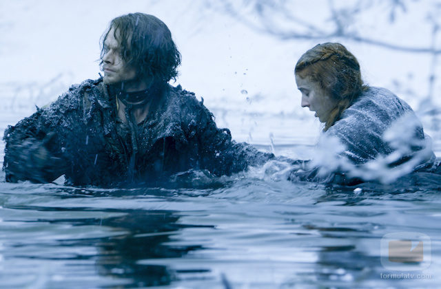 Sansa y Theon tratan de escapar en 'Juego de Tronos'