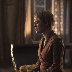 Cersei de luto en 'Juego de Tronos'