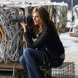Beckett investiga, cámara en mano, en 'Castle