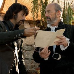 Gil Pérez vuelve a 'El Ministerio del Tiempo' para ayudar a la patrulla
