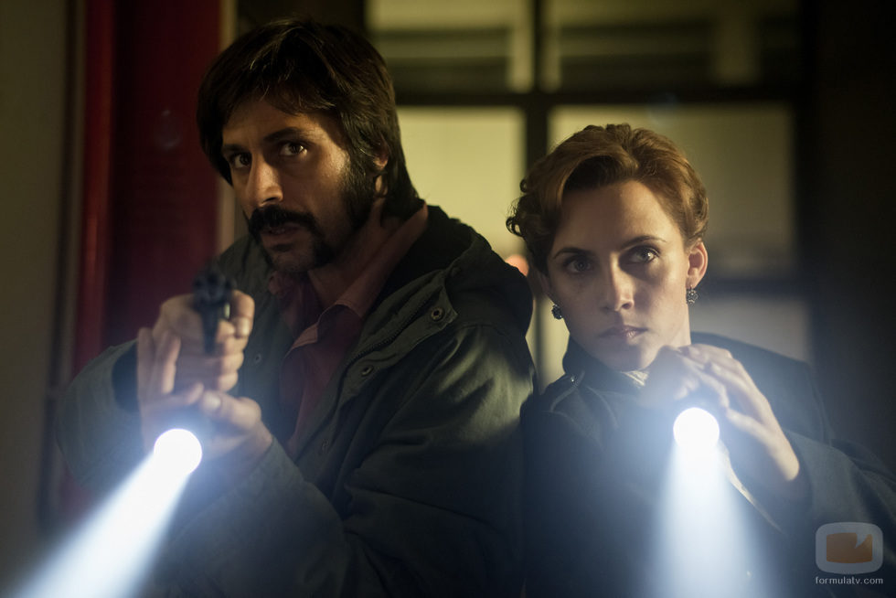 Amelia y Pacino investigan el paradero de la Gripe Española en 2016