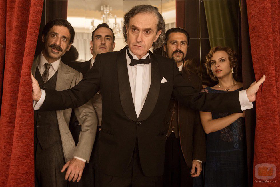 La patrulla se relaciona con Houdini y Argamasilla