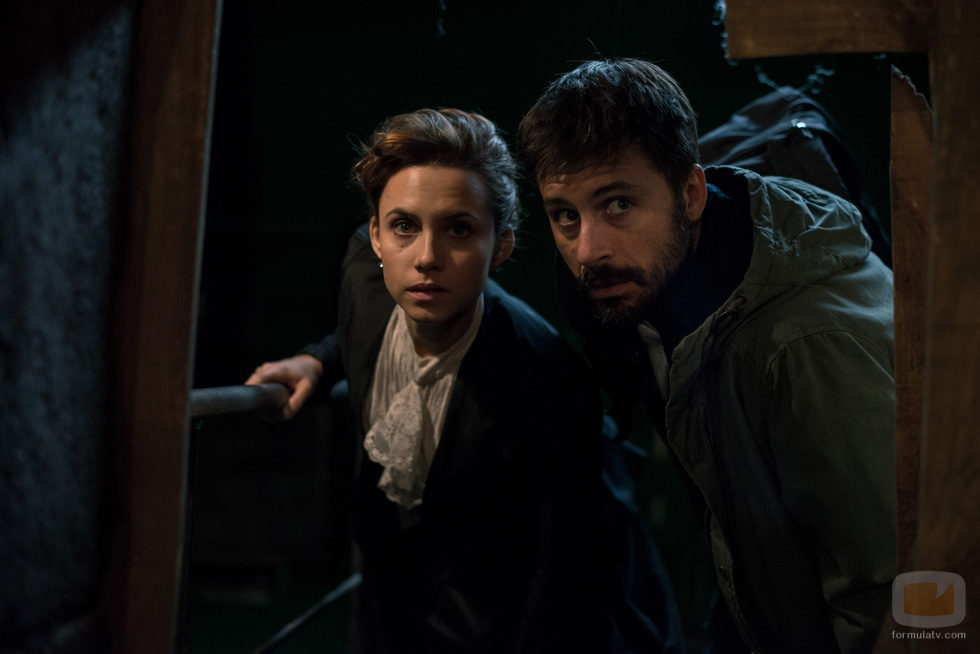 Pacino y Amelia deben supervisar las puertas del tiempo