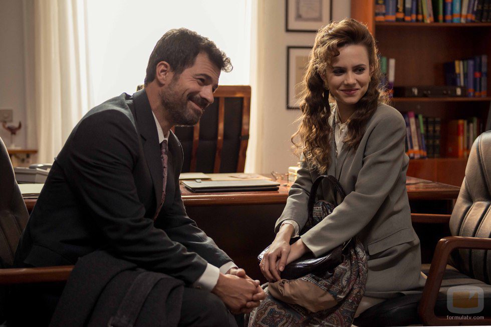 Julián y Amelia durante la misión de 'Separadas por el tiempo'