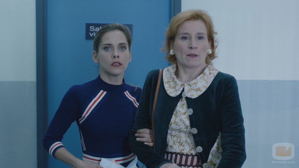 Dolores y Carmen aparecen sorprendidas en 'Allí Abajo'