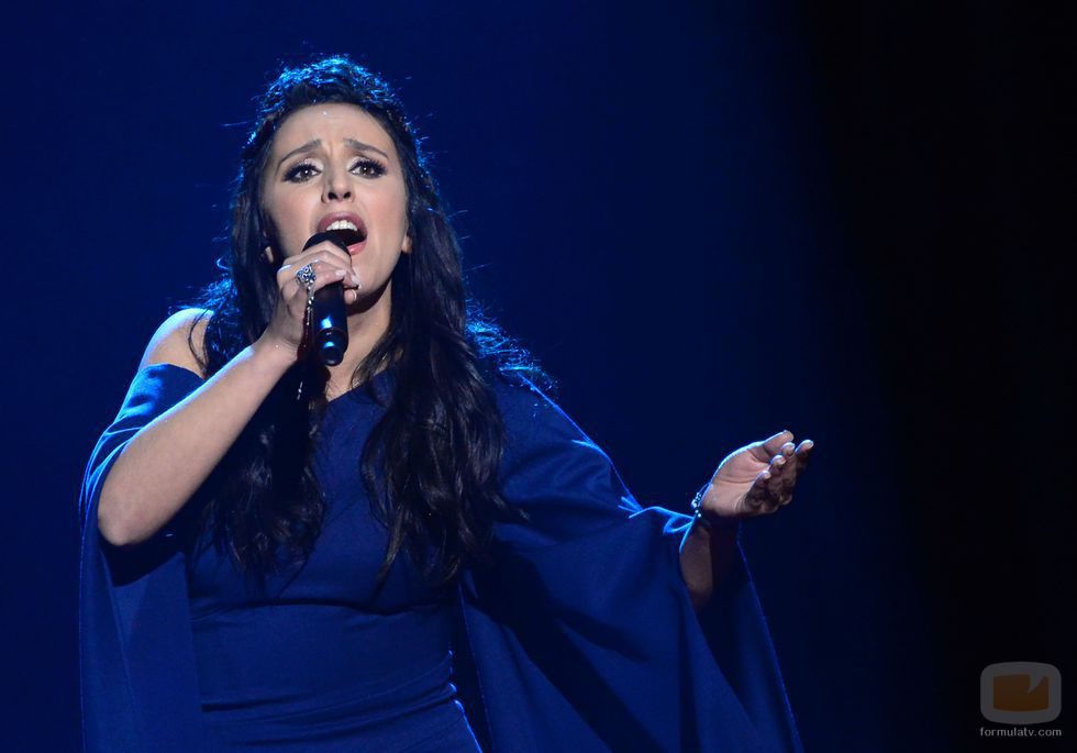 Jamala durante la actuación del Festival de Eurovisión 2016