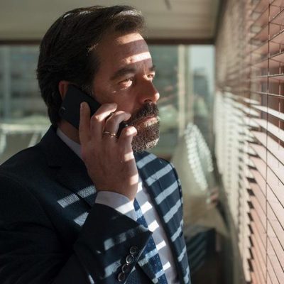 Luis se cita con Verónica en 'La Embajada'