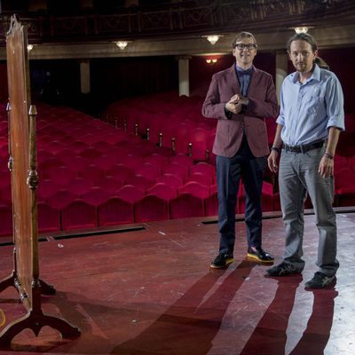 Joaquín Reyes y Pablo Iglesias antes de la caracterización en 'Feis tu feis'