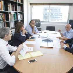 Los moderadores del 'Debate a 4' comienzan a trabajar