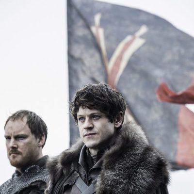 Ramsay Bolton lidera a sus hombres en "La batalla de los bastardos" de 'Juego de Tronos'