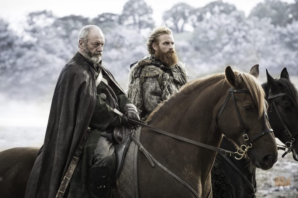 Davos Seaworth y Tormund Giantsbane antes de "La Batalla de los Bastardos" de 'Juego de Tronos