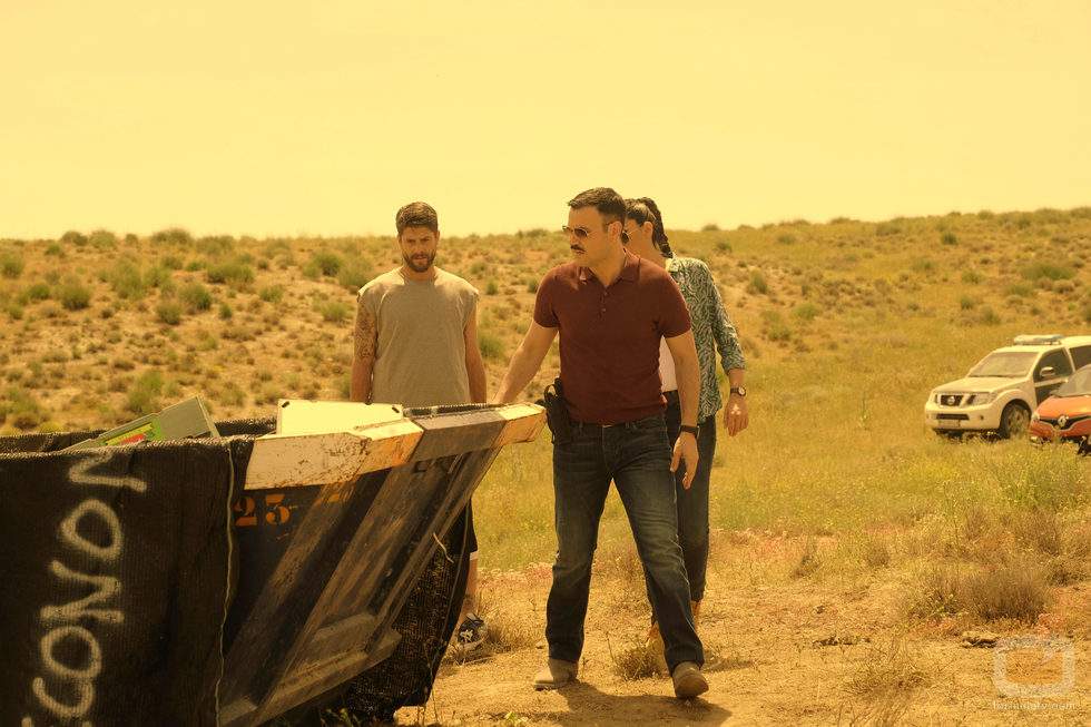 Pablo se unirá a Lola y Salva en la investigación del misterio de la segunda temporada de 'Mar de plástico'