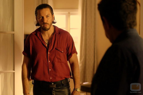 Florín Opritescu es Vlad, uno de los nuevos personajes de 'Mar de plástico'