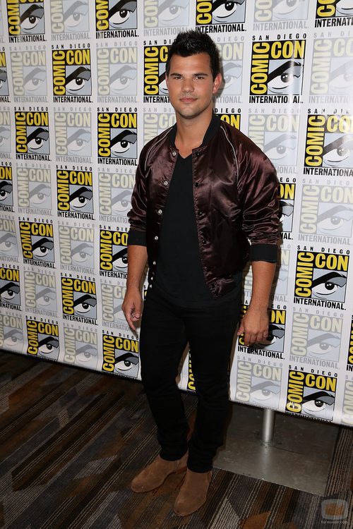 El actor Taylor Lautner en su visita a la 'Comic Con'