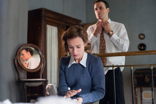 El matrimonio protagonista de 'La sonata del silencio' en el primer episodio