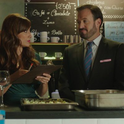 Cata y Damián hablando en 'Olmos y Robles'