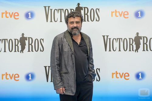 Paco Tous en la presentación de la segunda temporada de  'Víctor Ros' de RTVE
