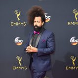 Reggie Watts en la alfombra roja de los Premios Emmy 2016