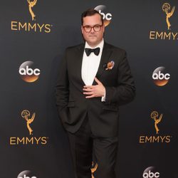 Kristian Bruun en la alfombra roja de los Premios Emmy 2016