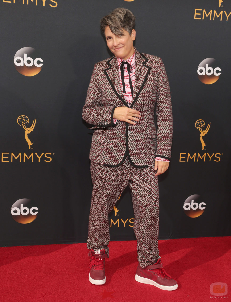 Jill Soloway en la alfombra roja de los Premios Emmy 2016