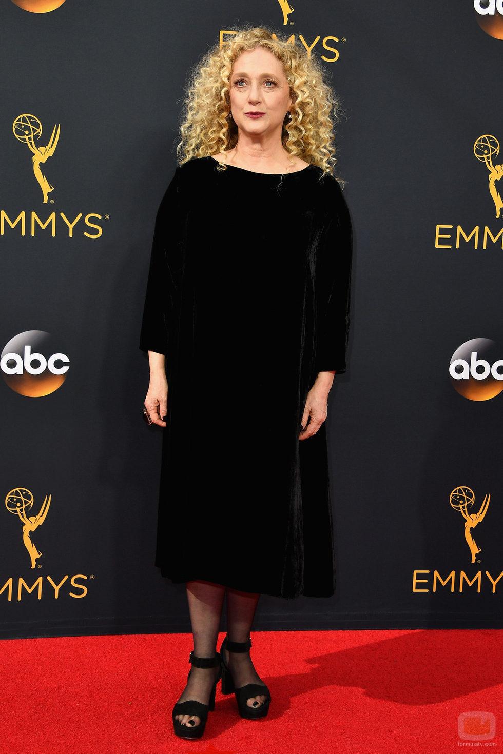 Carol Kane en la alfombra roja de los Premios Emmy 2016