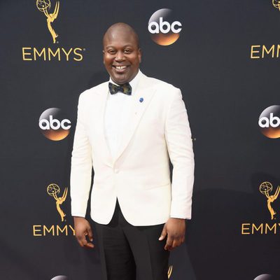 Tituss Burgess en la alfombra roja de los Premios Emmy 2016