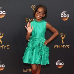 Marsai Martin en la alfombra roja de los Premios Emmy 2016