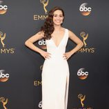 Emmy Rossum en la alfombra roja de los Premios Emmy 2016
