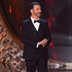 Jimmy Kimmell presenta los Premios Emmy 2016