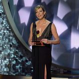 Allison Janney presentando en los Premios Emmy 2016