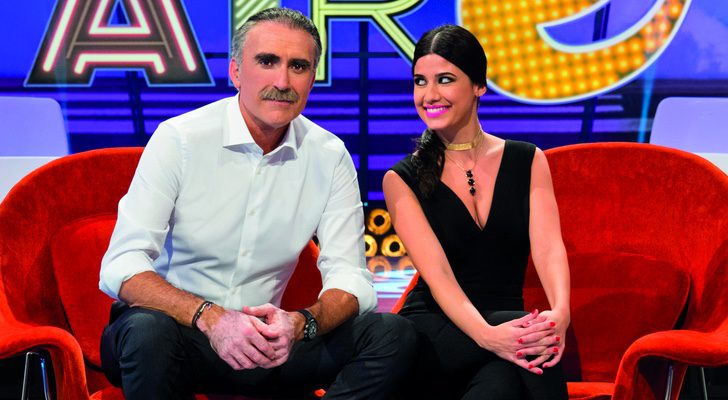 Ares Teixidó y Juan y Medio presentan 'El amor está en el aire'