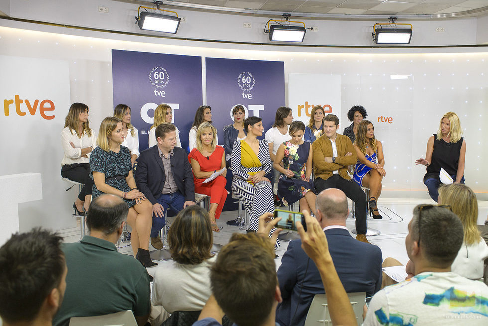Los triunfitos durante la rueda de prensa en la presentación de 'OT. El reencuentro'