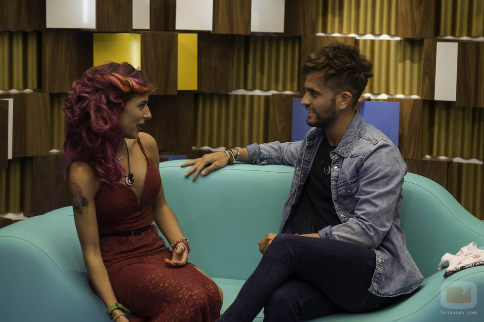 Bea y Rodrigo se reencuentran en la 5ª gala de 'Gran Hermano'