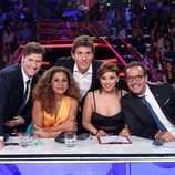 Chenoa, Lolita, Àngel Llàcer, Carlos Latre y Manel Fuentes durante la primera gala de 'Tu cara me suena'