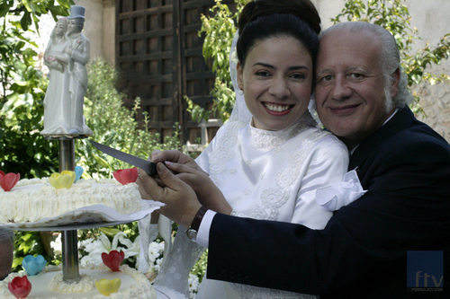 Los actores Juan echanove y ana arias en la serie 'cuentame como pasó'