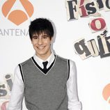 Javier Calvo en un photocall de 'Física o Química'