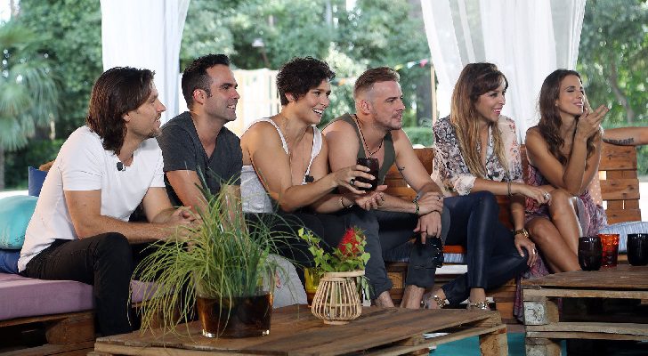 Javián, Naím Thomas, Rosa, Àlex, Gisela y Nuria Fergó durante la segunda entrega de 'OT. El reencuentro'