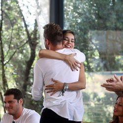 El abrazo de David Bisbal y Chenoa durante la segunda entrega de 'OT. El reencuentro'