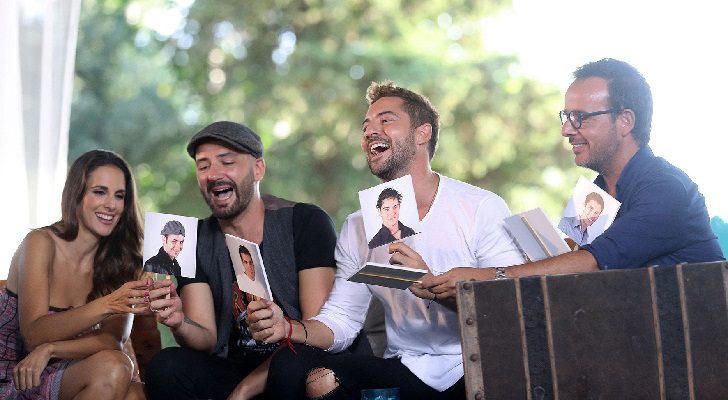 Risas al ver unas antiguas fotos en la segunda entrega de 'OT. El reencuentro'