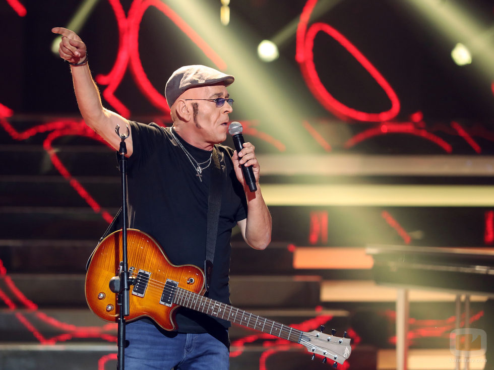 Juan Muñoz es Fito y los Fitipaldis en 'Tu cara me suena'
