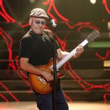 Juan Muñoz interpreta "La casa por el tejado" en 'Tu cara me suena'