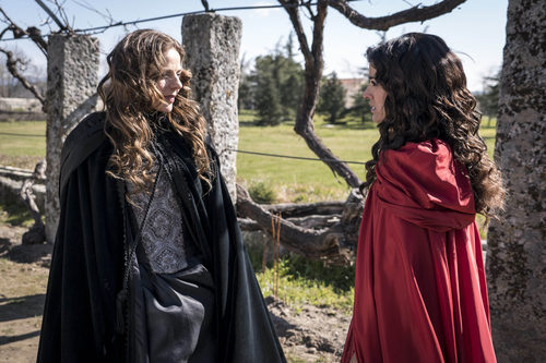 La marquesa y Margarita se encuentran en el último episodio de 'Águila Roja'