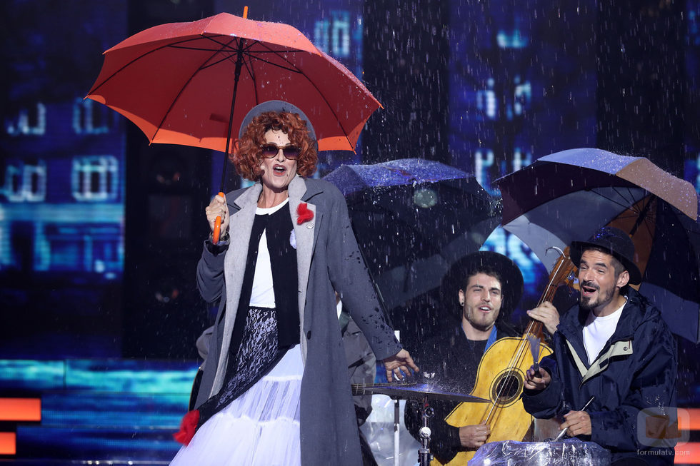 Esther Arroyo se viste de Fairground Atraction en la cuarta gala de 'Tu cara me suena'