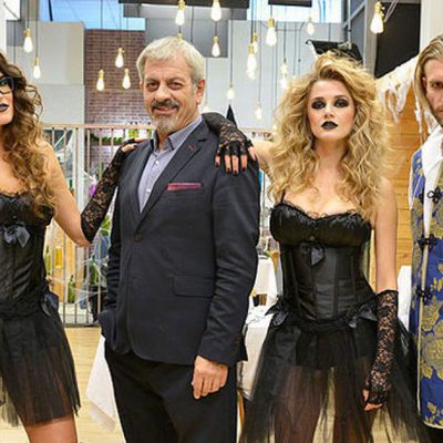Carlos Sobera y el equipo de 'First Dates' disfrazados por Halloween 2016