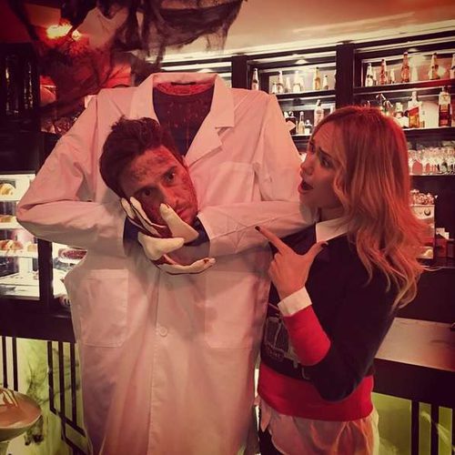 Patricia Conde celebra Halloween 2016 junto a un amigo